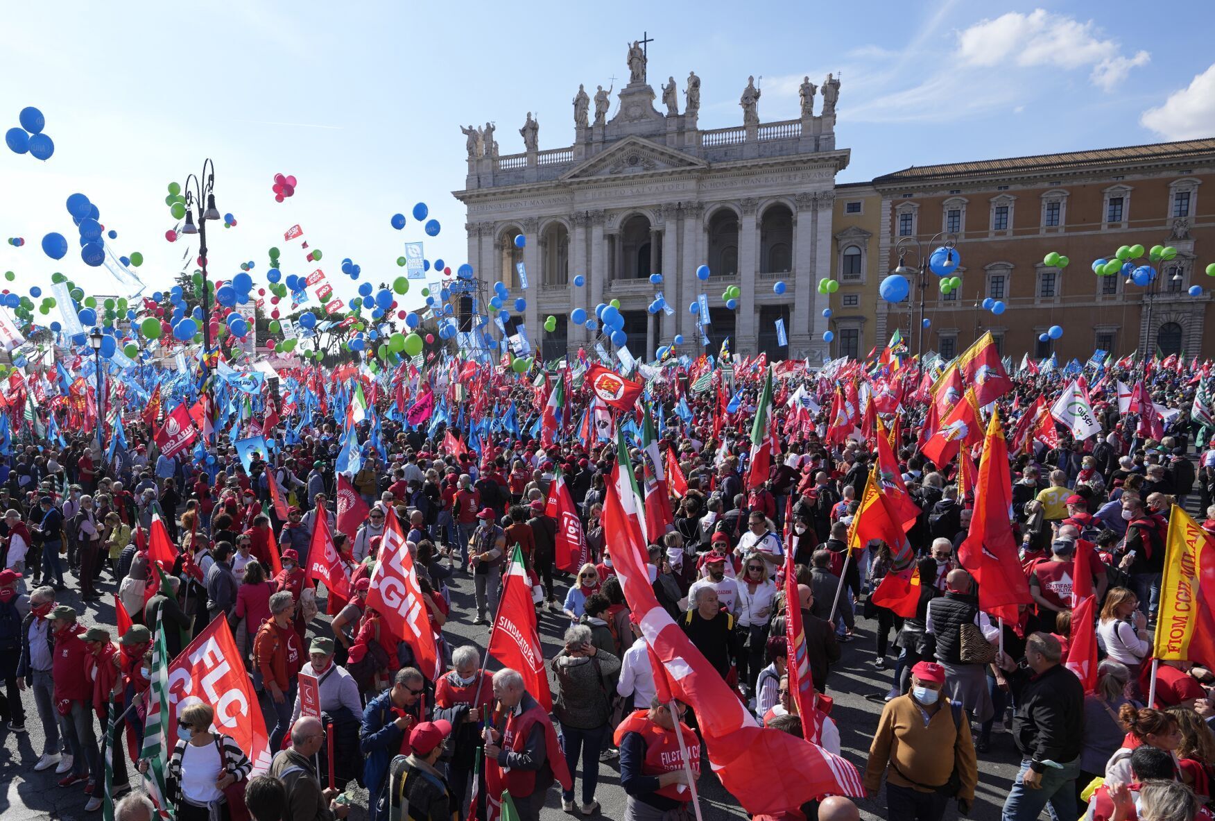 APTOPIX Virus Outbreak Italy Protest